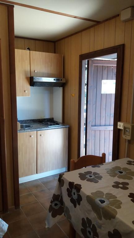 Villaggio Camping Tesonis Beach Tertenìa Extérieur photo